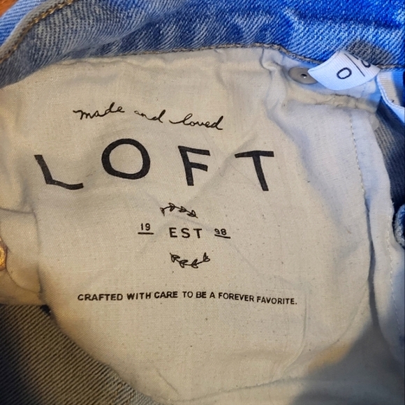 Loft Embroidered Womens Crop Blue Denim Jeans Waist 25 Size 0 - Picture 8 of 10